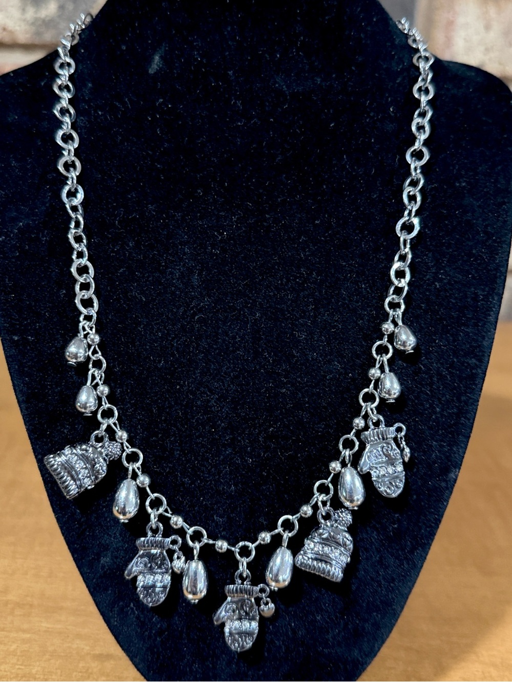 Silvertone winter hat and mittens rhinestone charm necklace